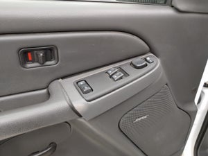 2004 Chevrolet SILVERADO 2500 LS
