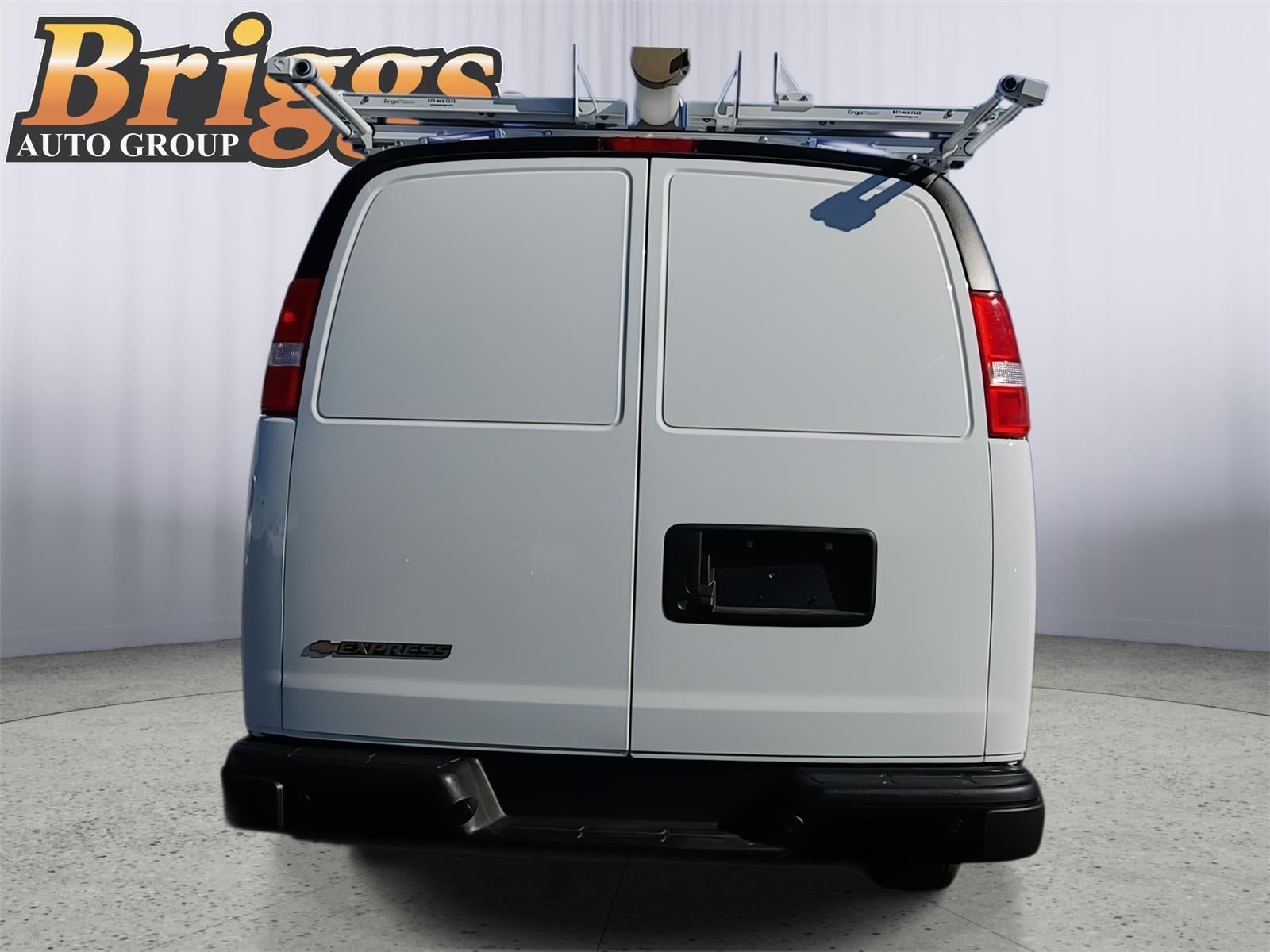 2025 Chevrolet Express Cargo 2500 WT