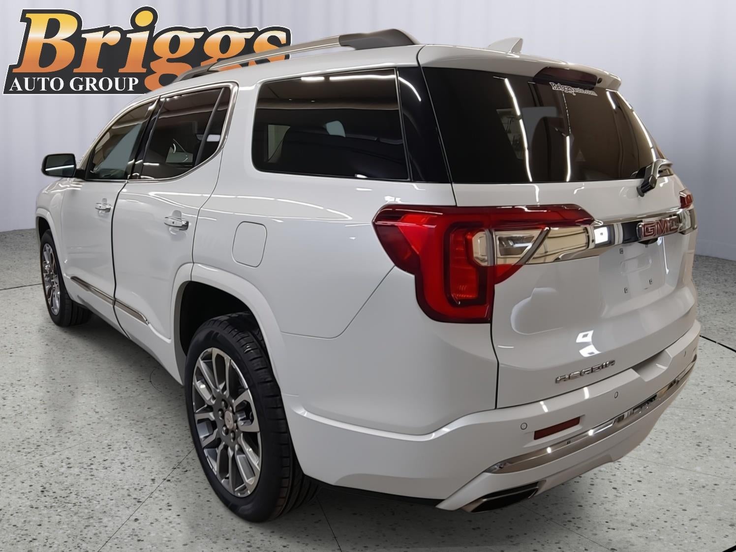 2021 GMC Acadia Denali