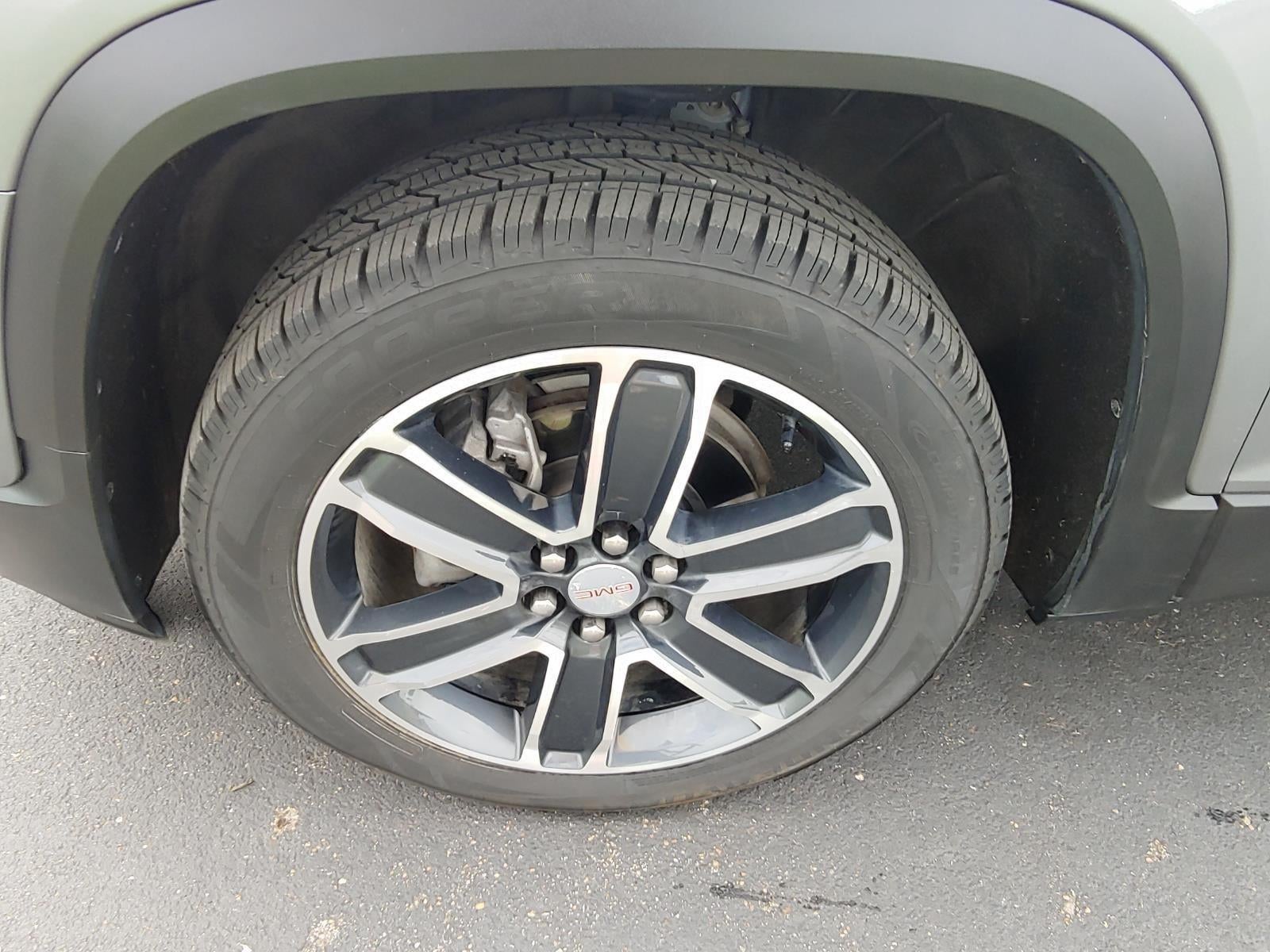 2021 GMC Acadia SLT