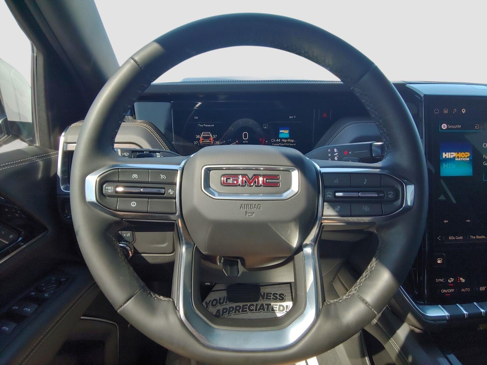2025 GMC Yukon Elevation