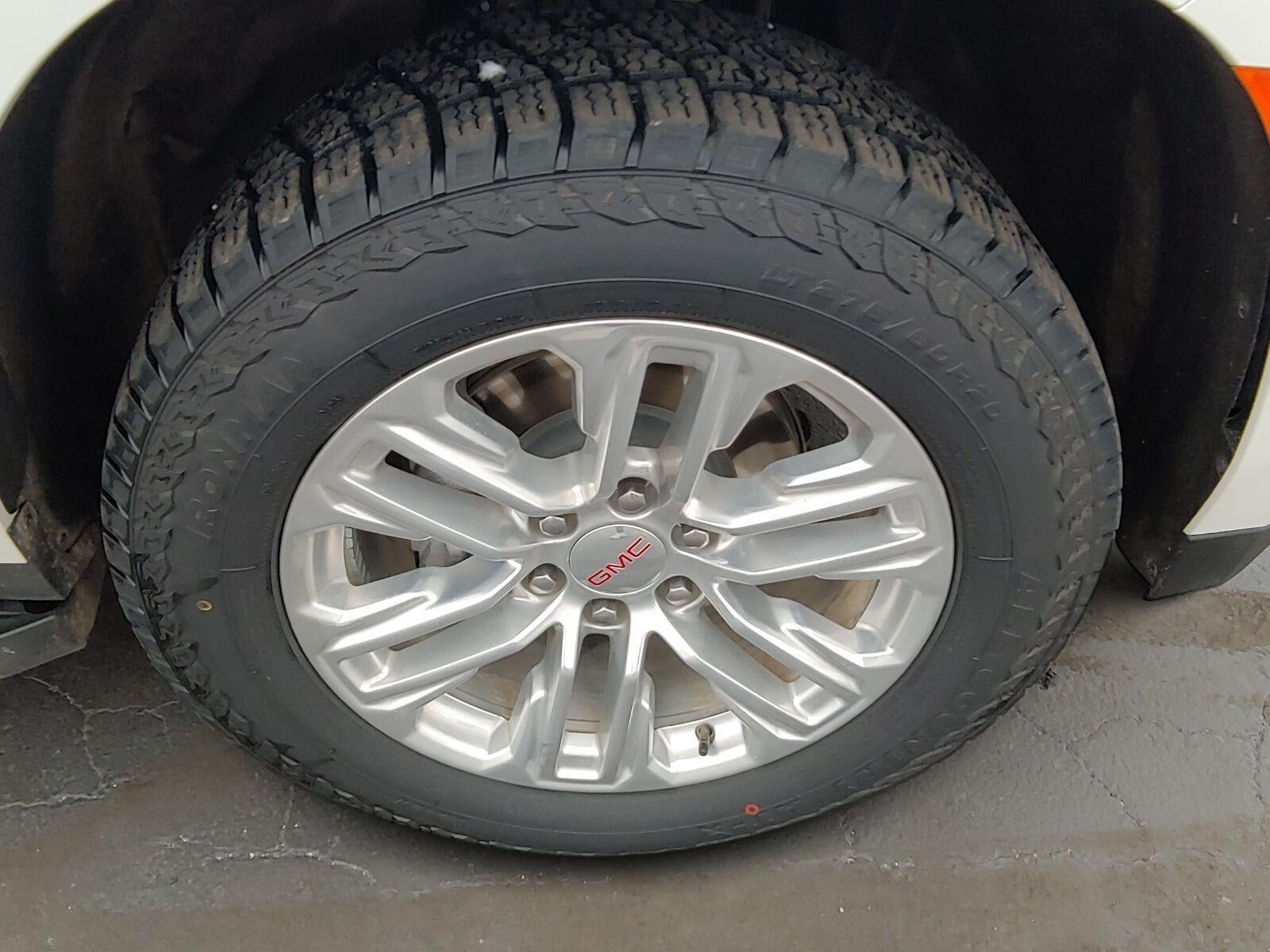 2024 GMC Yukon XL SLT