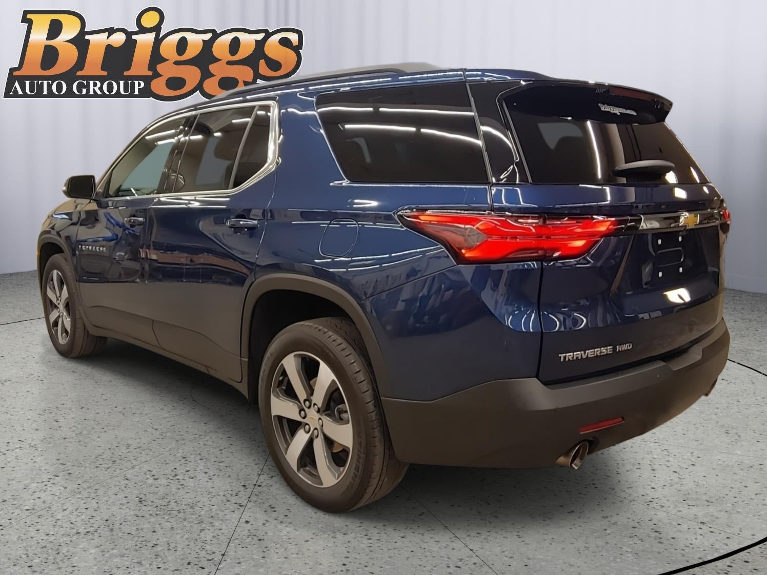 2023 Chevrolet Traverse LT Leather