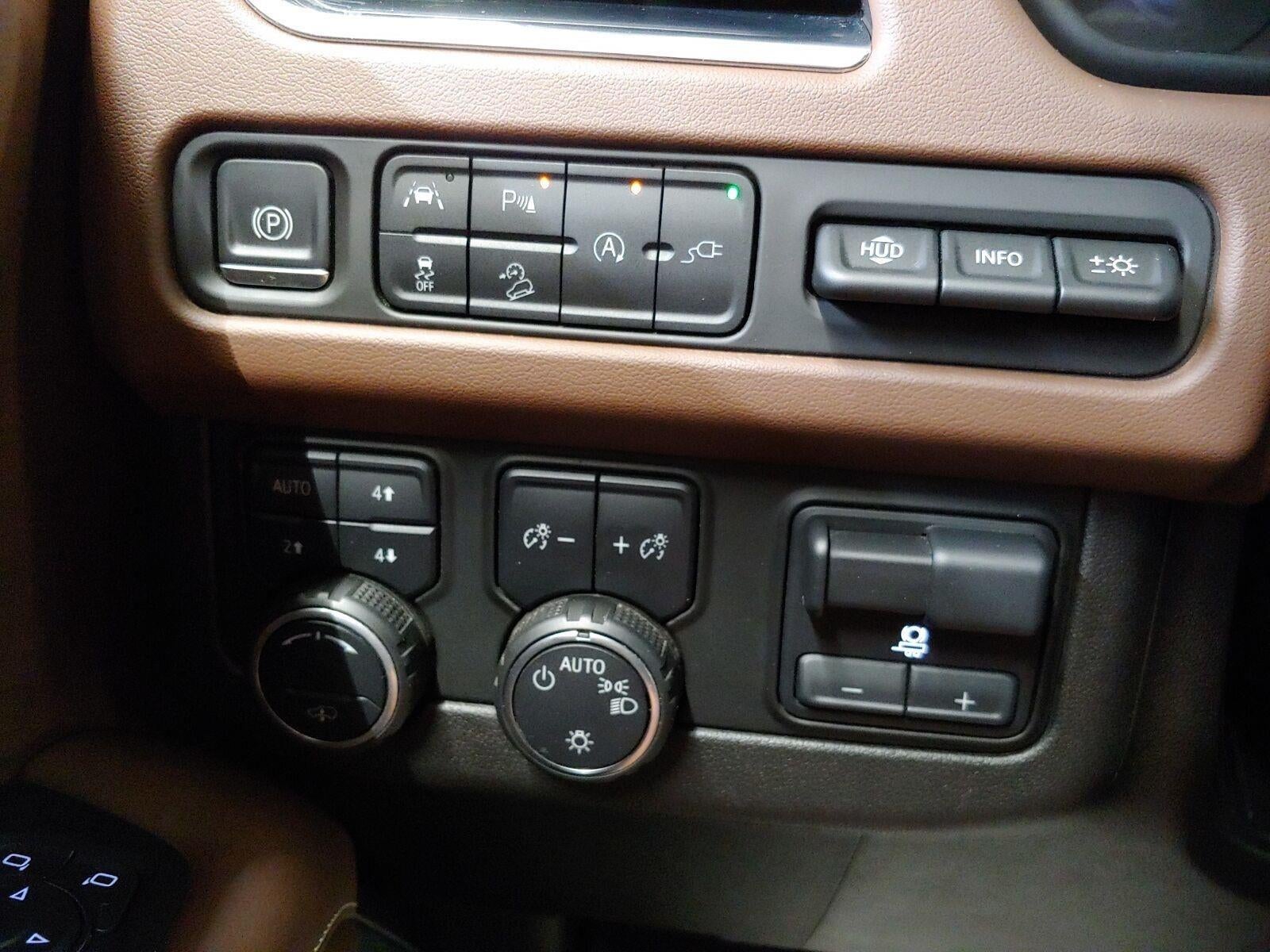 2021 Chevrolet Suburban High Country