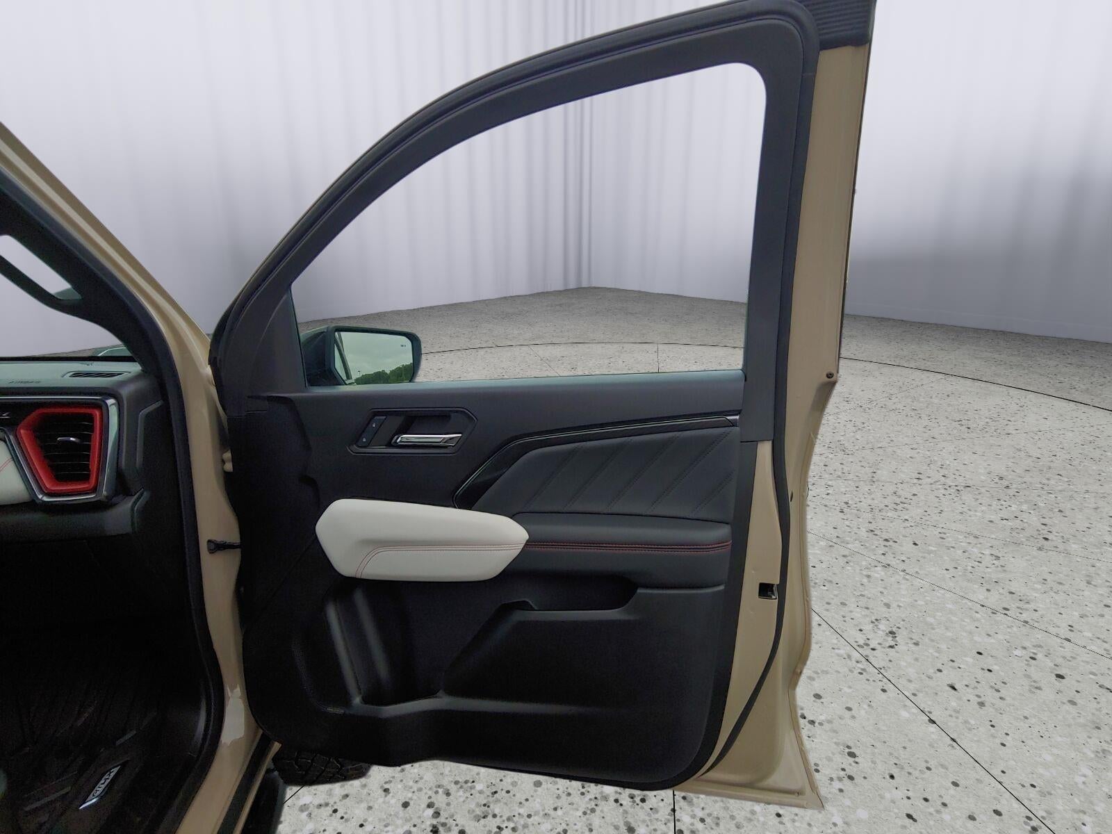 2024 GMC Canyon AT4X