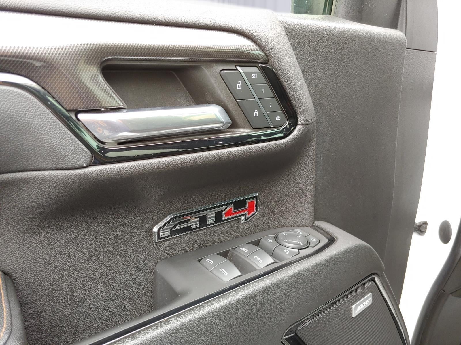 2023 GMC Sierra 1500 AT4