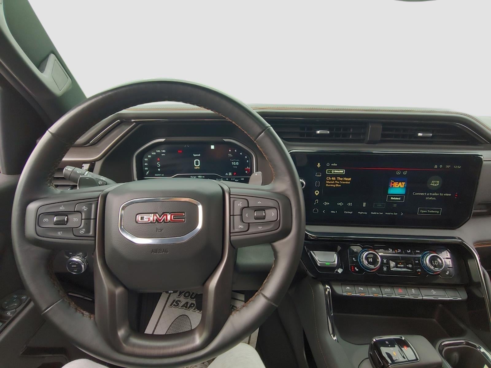 2023 GMC Sierra 1500 AT4