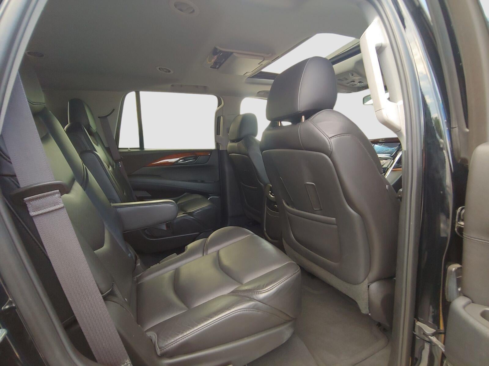 2015 Cadillac Escalade Luxury