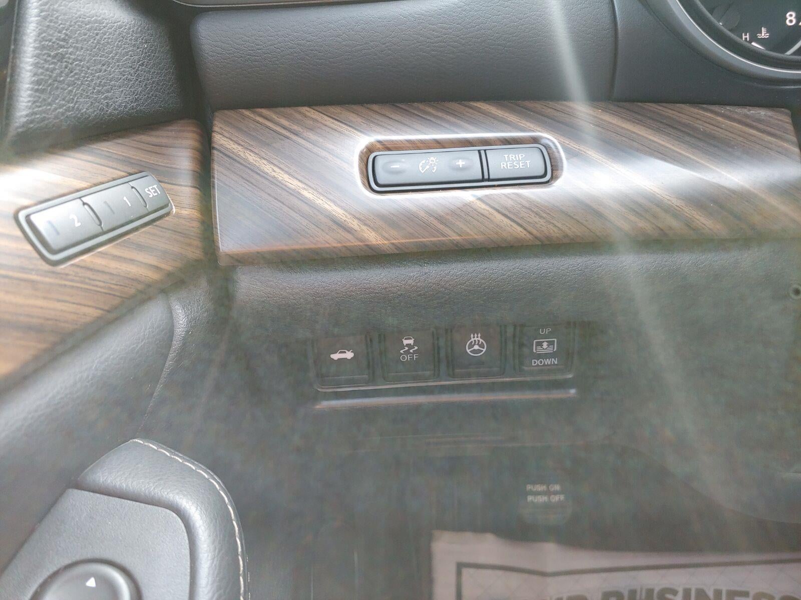 2017 Nissan Maxima Platinum