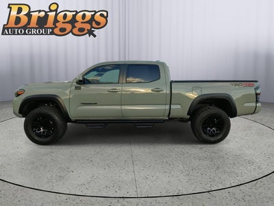 2022 Toyota Tacoma 4WD SR5