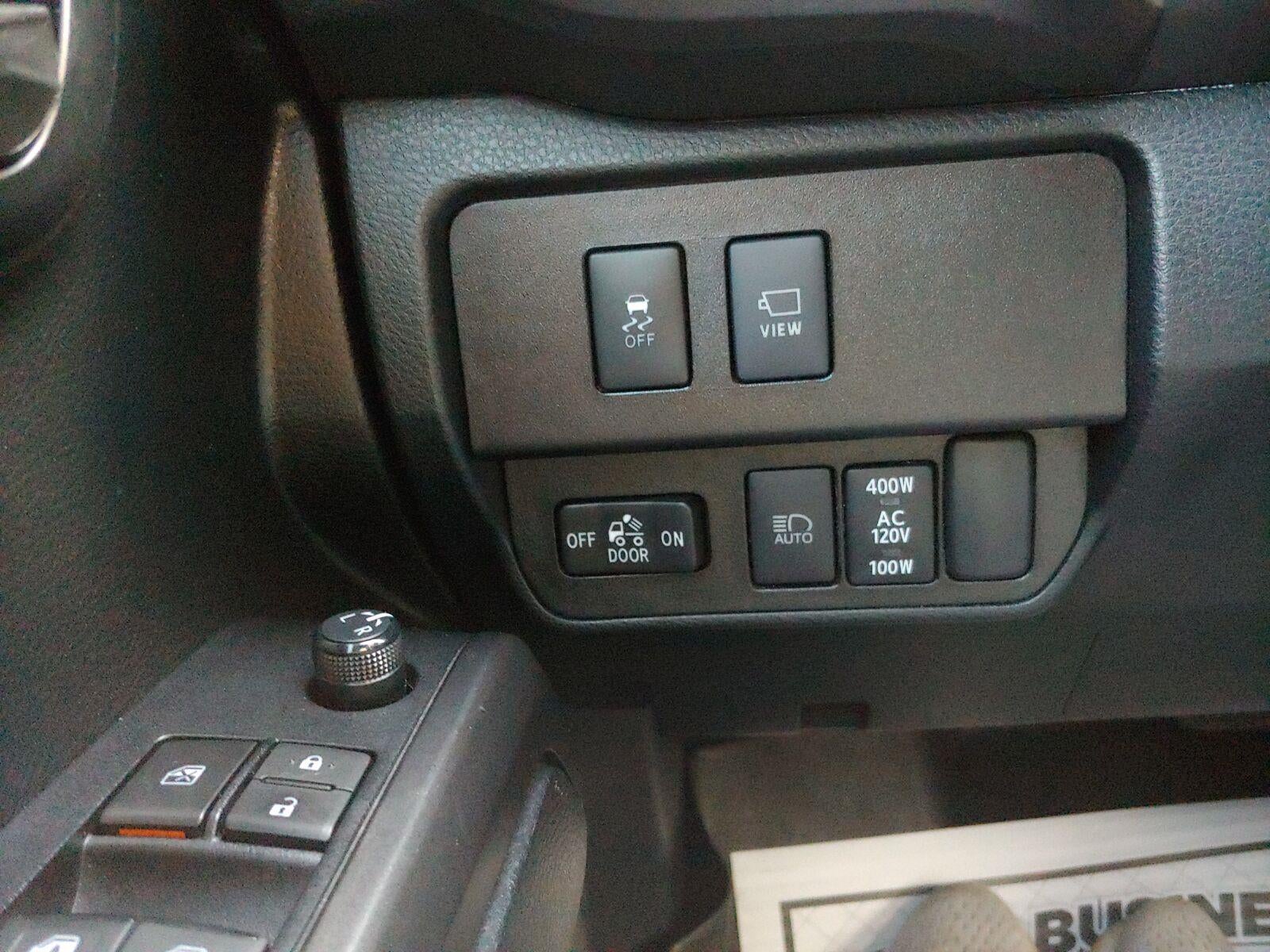 2022 Toyota Tacoma 4WD SR5