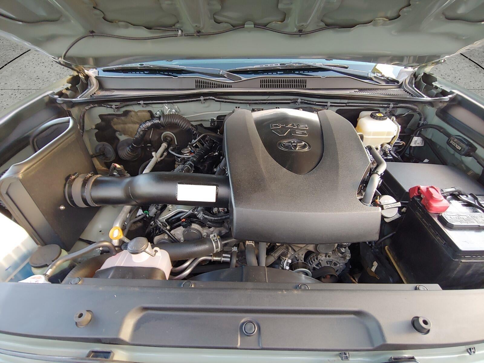 2022 Toyota Tacoma 4WD SR5
