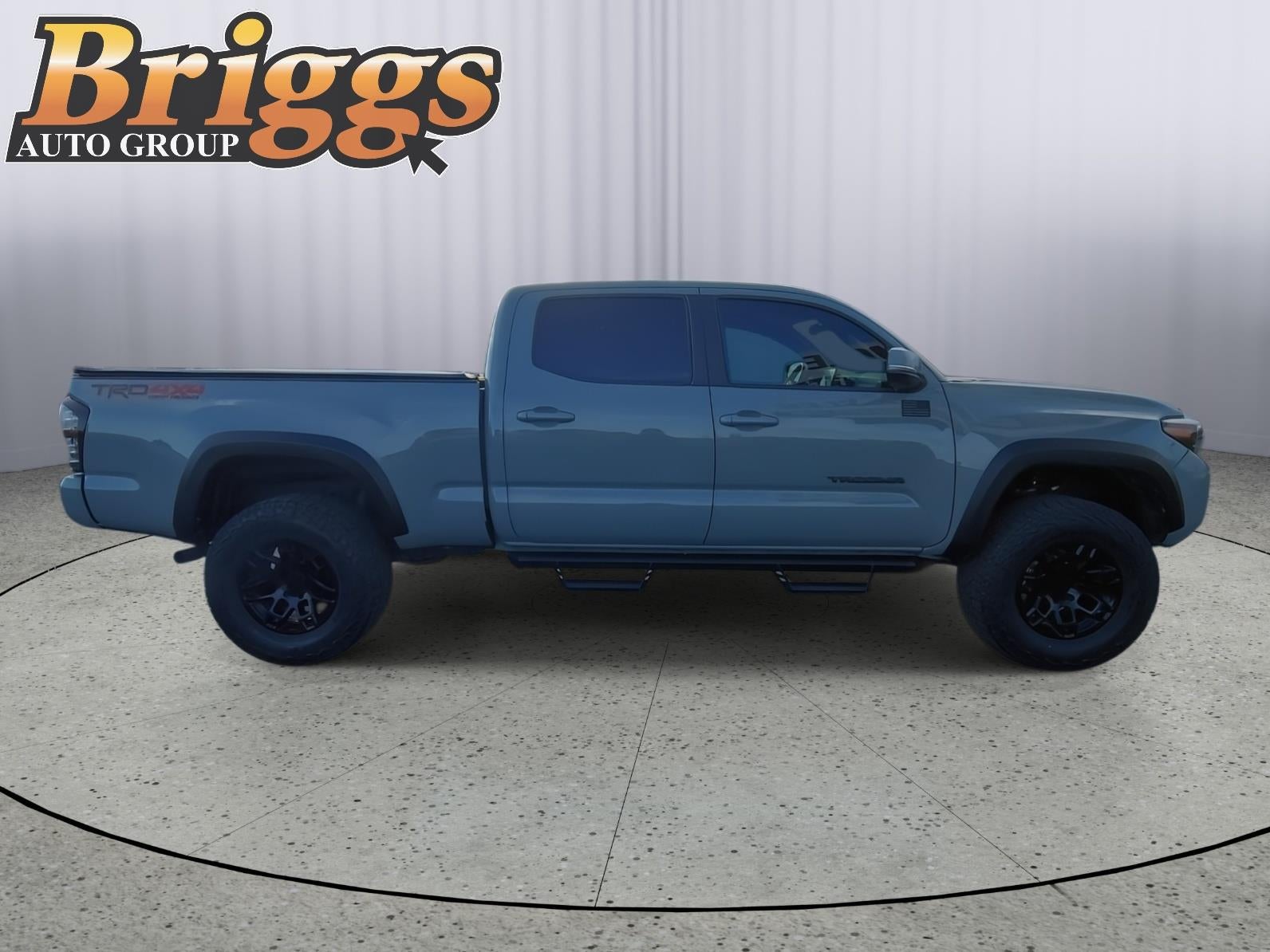 2022 Toyota Tacoma 4WD SR5