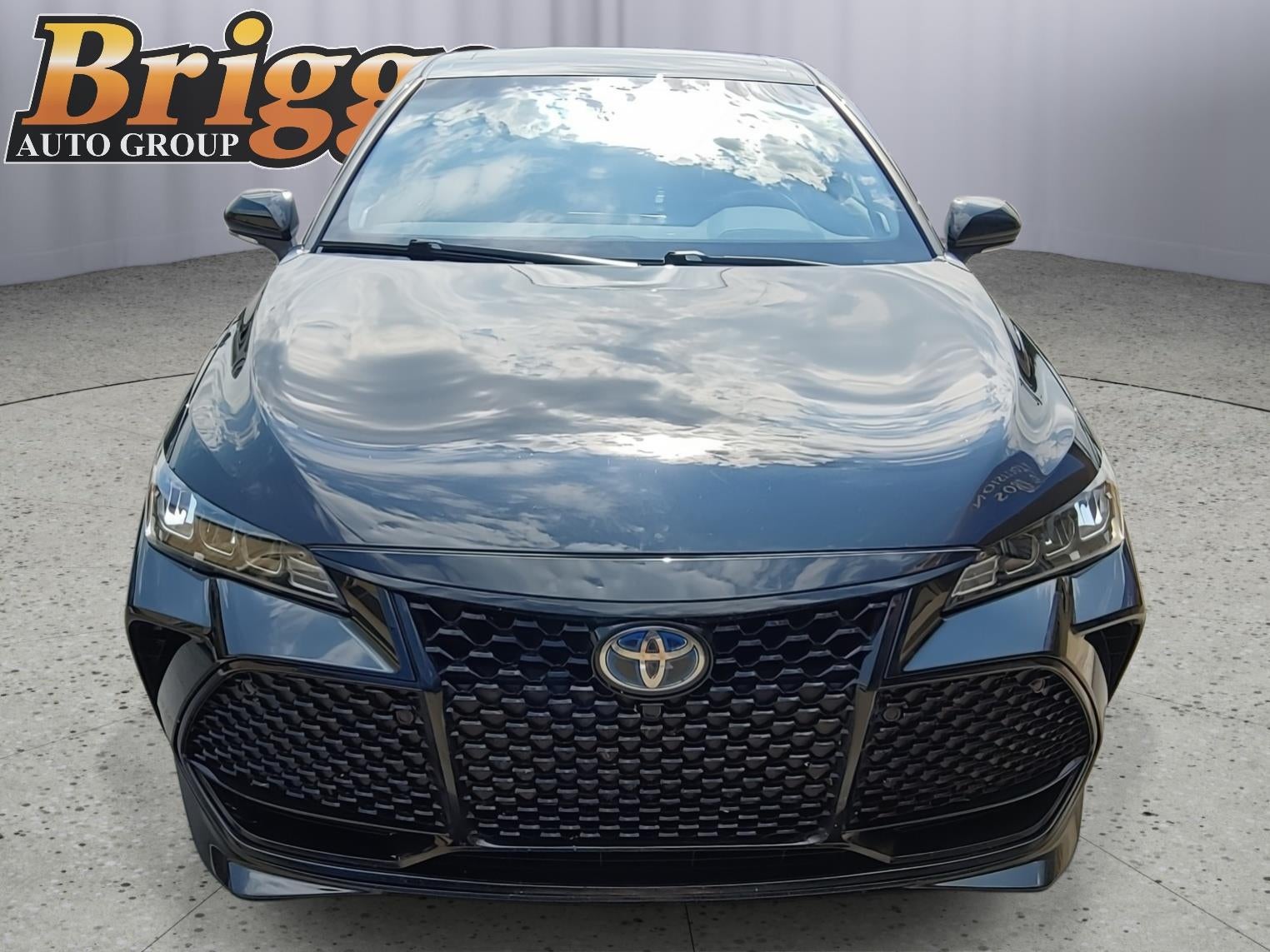 2020 Toyota Avalon Hybrid XSE