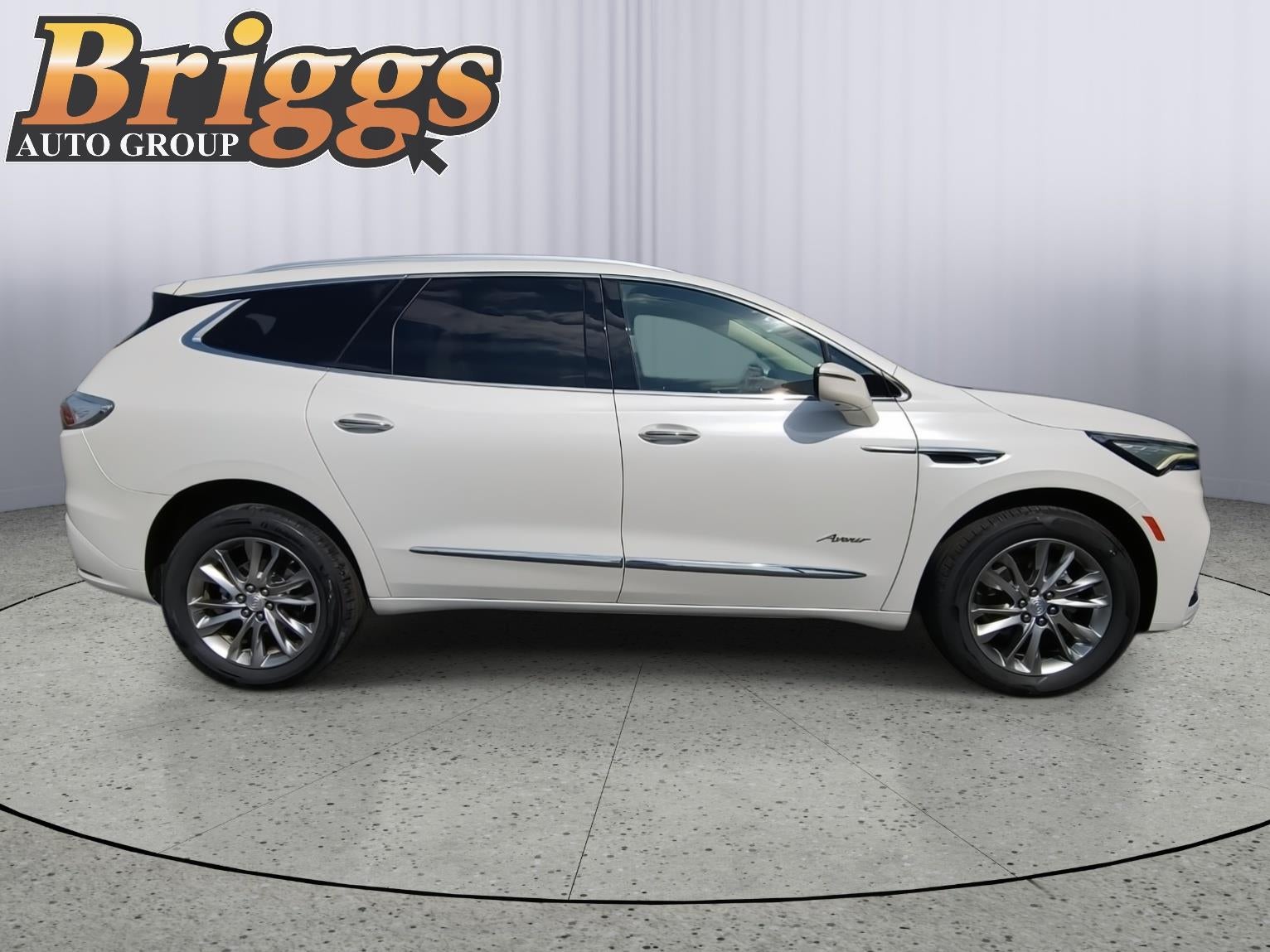 2022 Buick Enclave Avenir