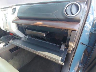 2018 Toyota Tundra 4WD SR5