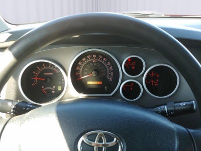 2012 Toyota Tundra 4WD Truck GRADE