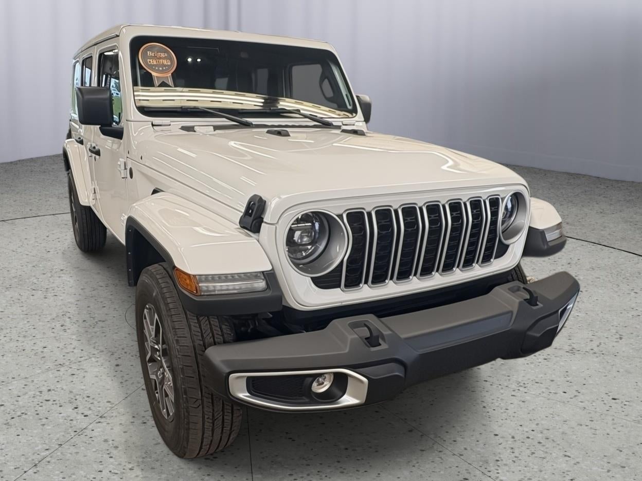 2025 Jeep Wrangler 4-Door Sahara 4x4