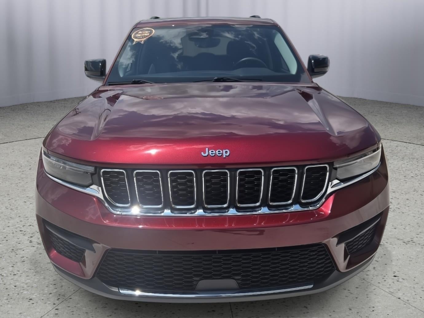 2023 Jeep Grand Cherokee Laredo 4x4