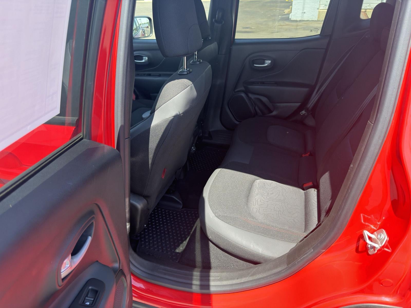 2023 Jeep Renegade Trailhawk