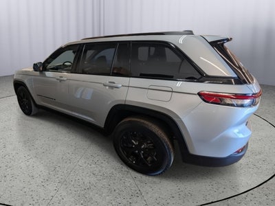 2025 Jeep Grand Cherokee Altitude 4x4