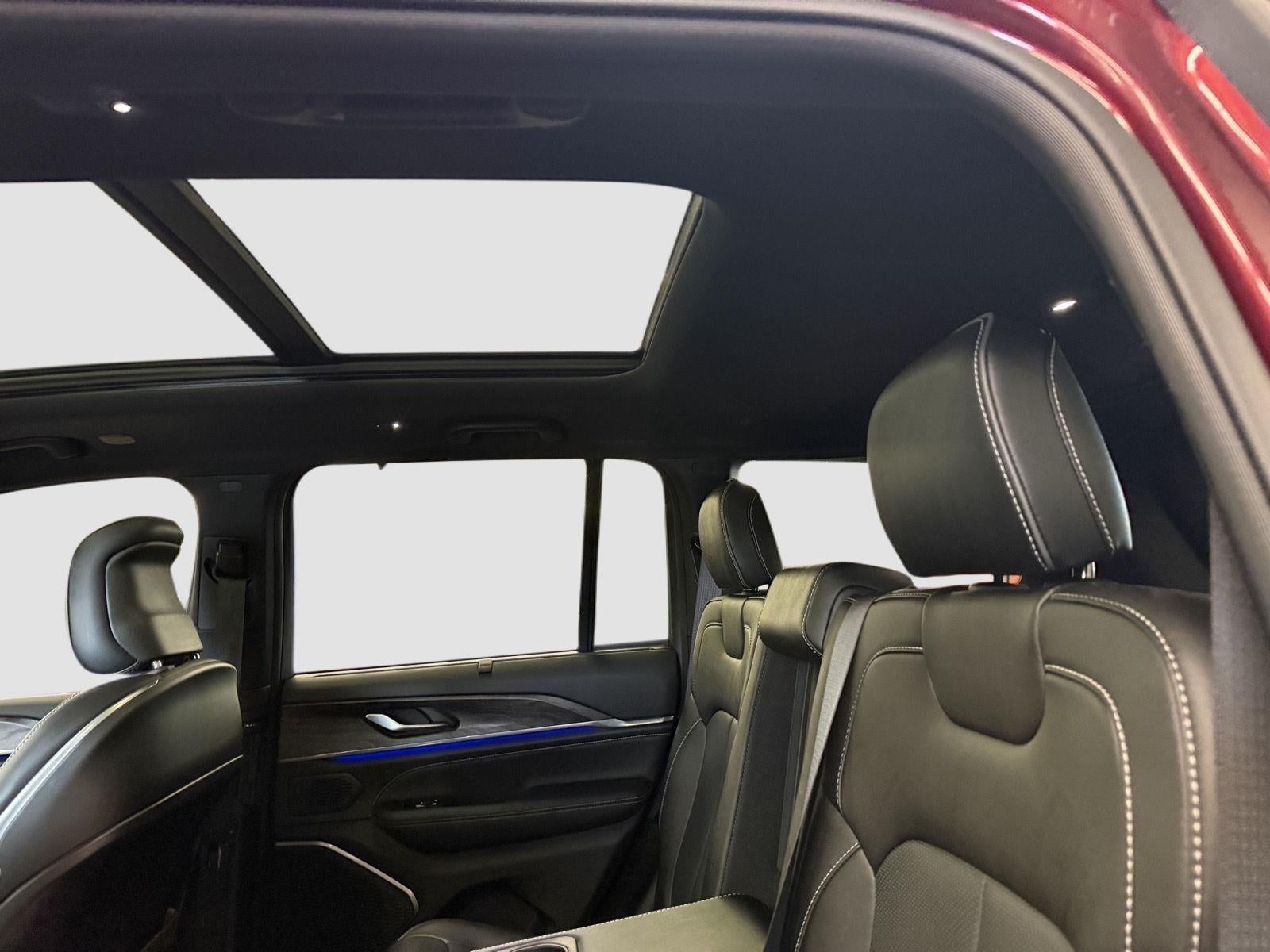 2023 Jeep Grand Cherokee Overland 4x4