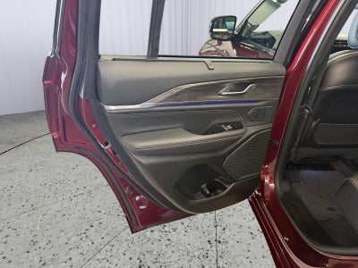 2023 Jeep Grand Cherokee Overland 4x4