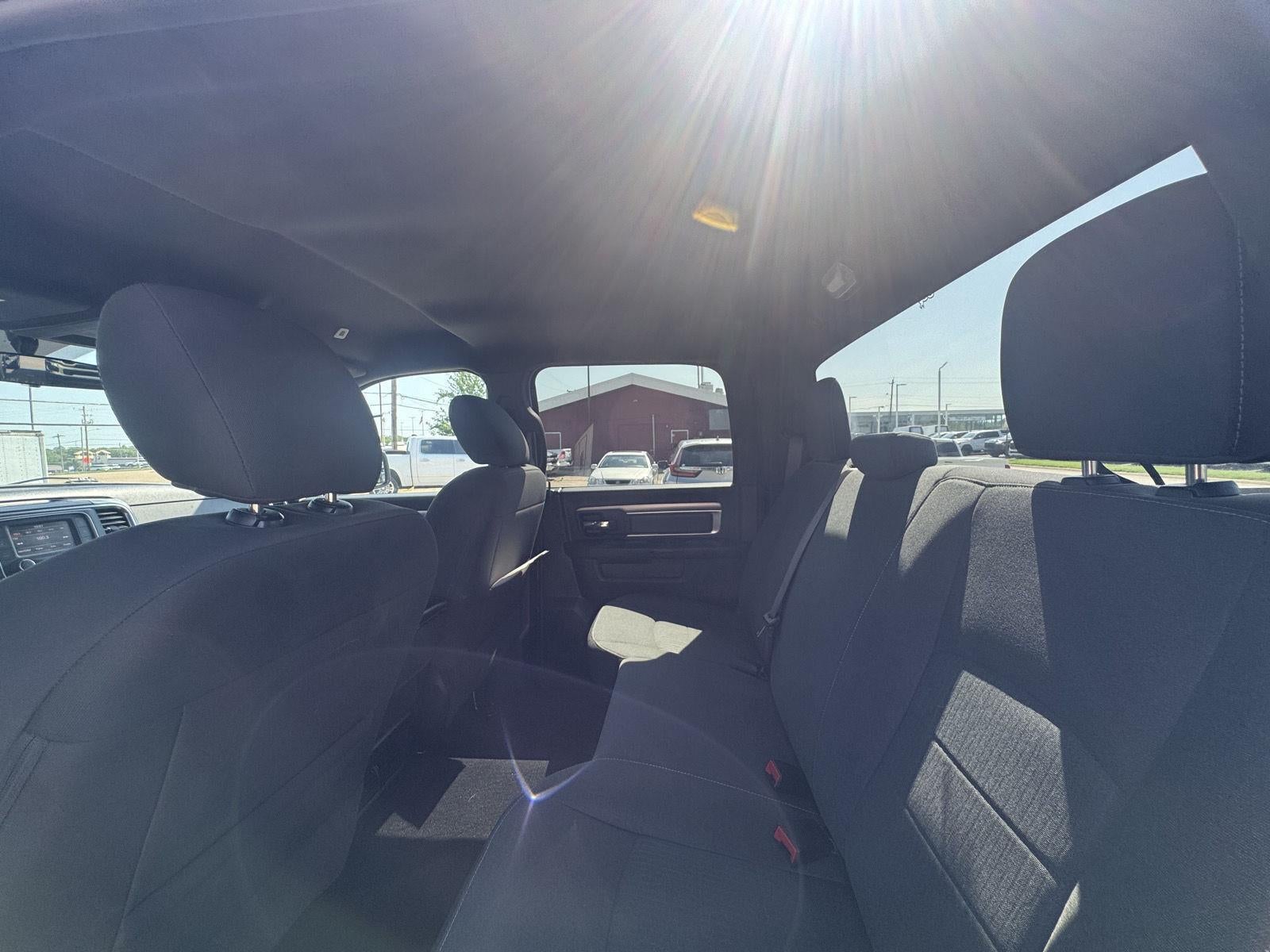 2024 RAM 1500 Classic Warlock Crew Cab 4x2 5'7' Box
