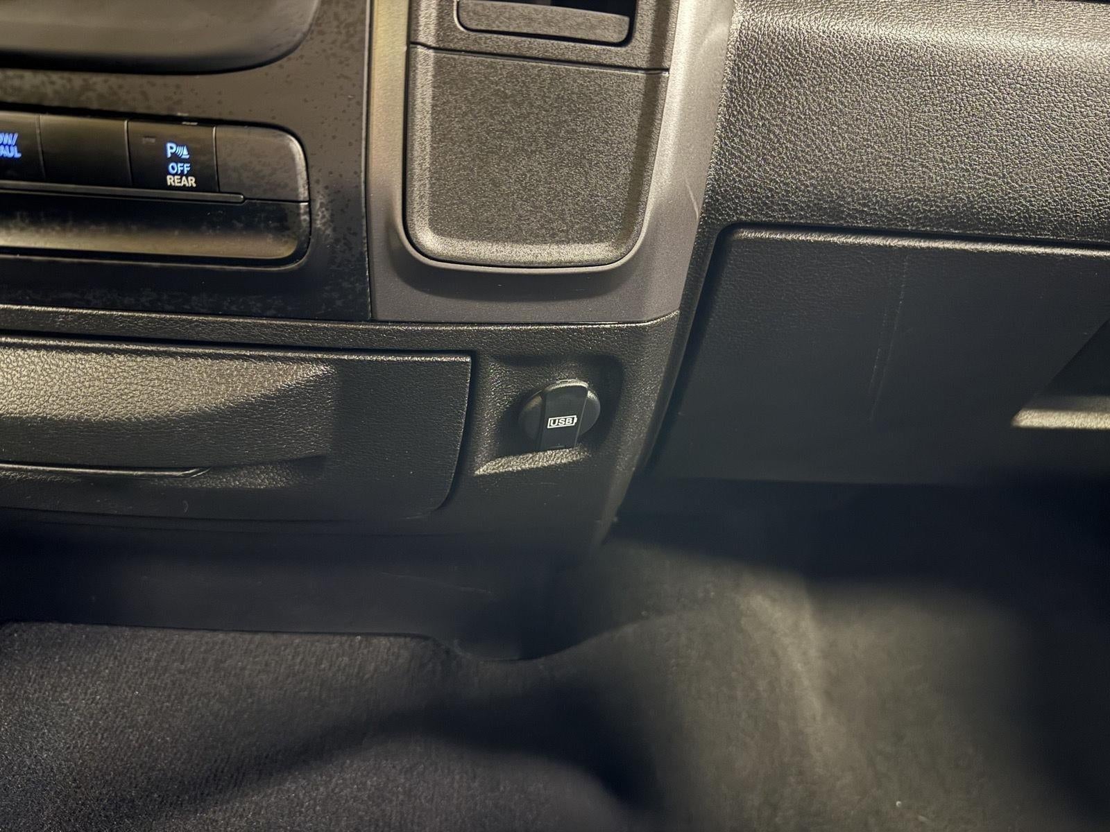 2024 RAM 1500 Classic Warlock Crew Cab 4x4 5'7' Box