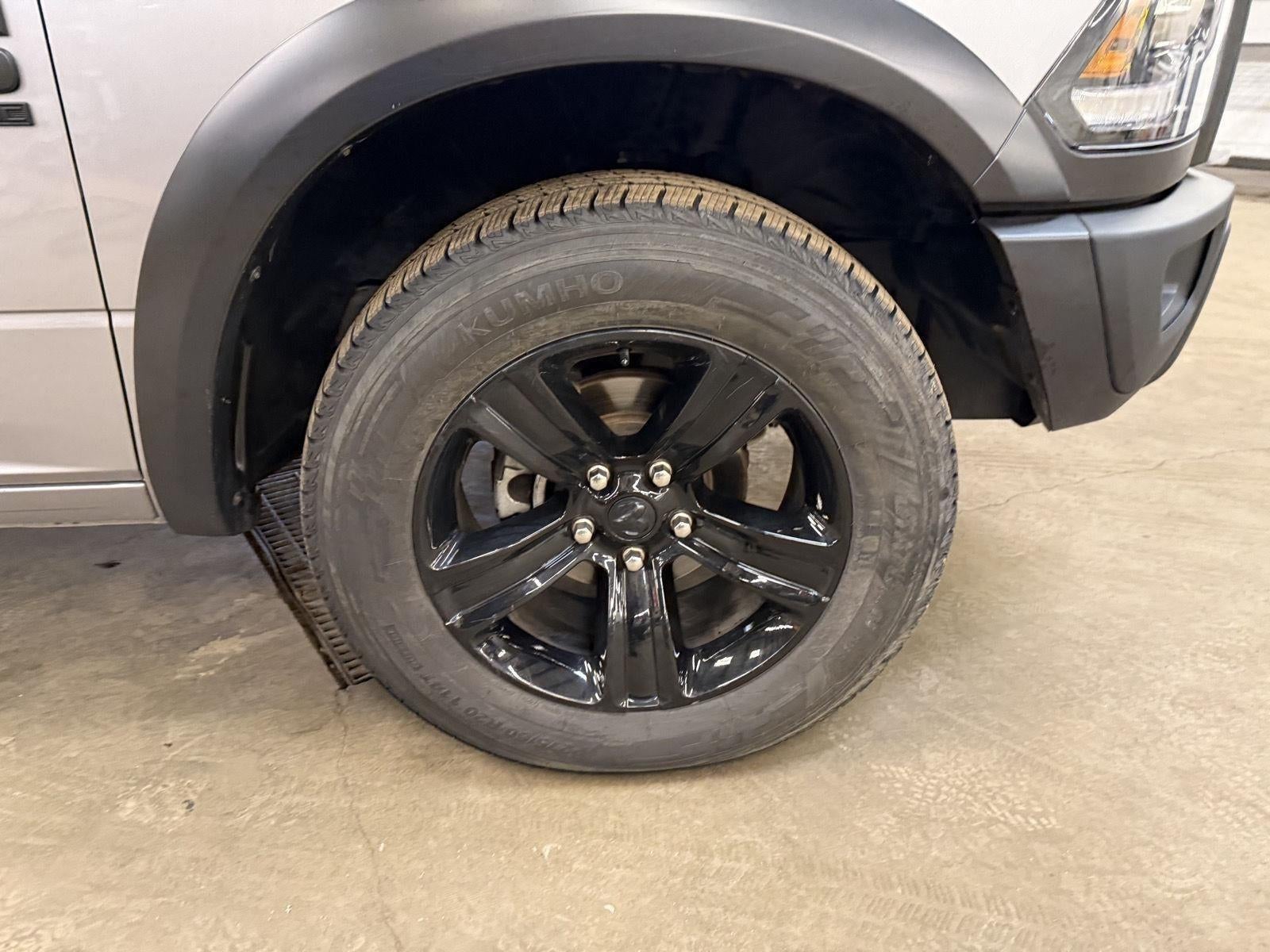 2024 RAM 1500 Classic Warlock Crew Cab 4x4 5'7' Box