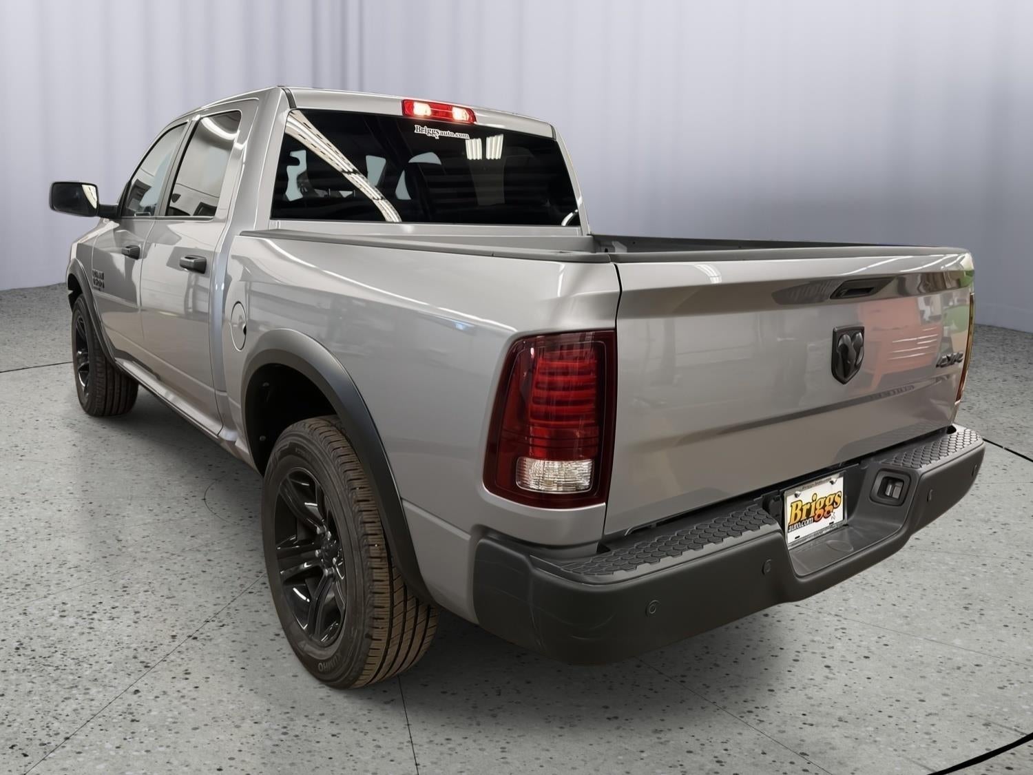 2024 RAM 1500 Classic Warlock Crew Cab 4x4 5'7' Box