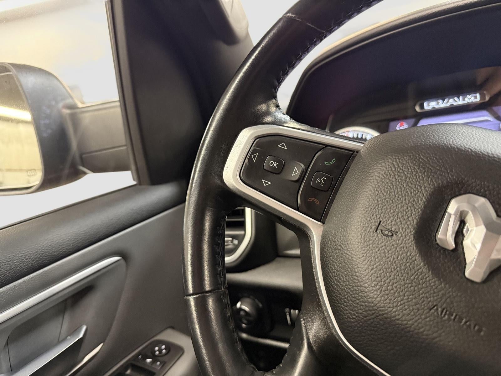 2023 RAM 1500 Big Horn Crew Cab 4x4 5'7' Box