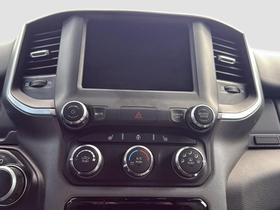 2023 RAM 1500 Big Horn Crew Cab 4x4 5'7' Box