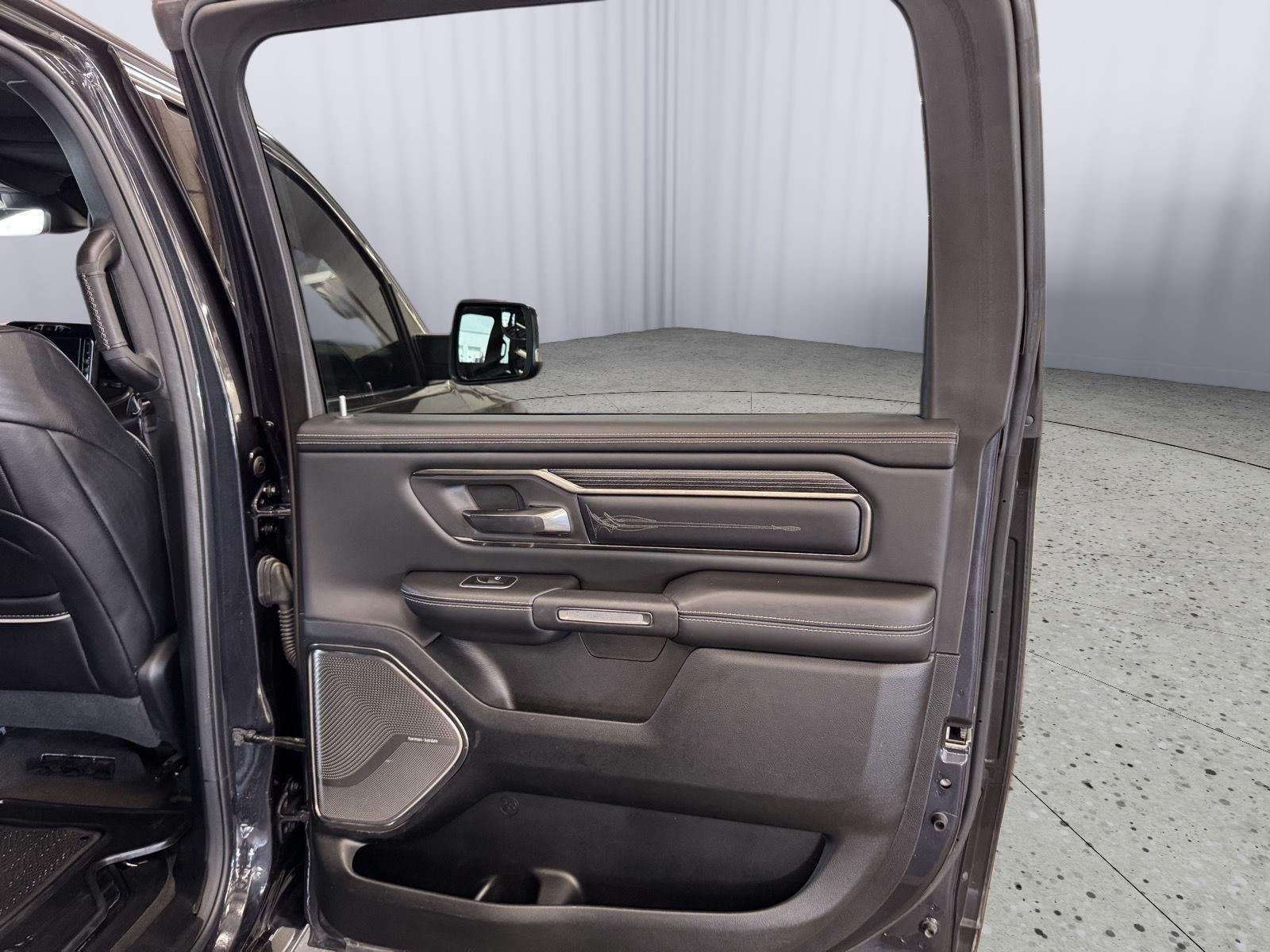 2020 RAM 1500 Limited Crew Cab 4x4 5'7' Box