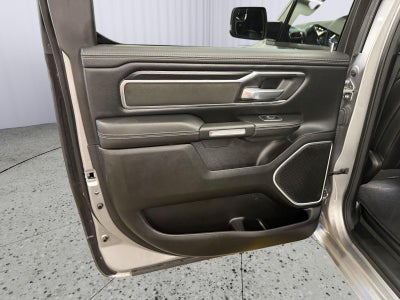 2023 RAM 1500 Laramie Crew Cab 4x4 5'7' Box