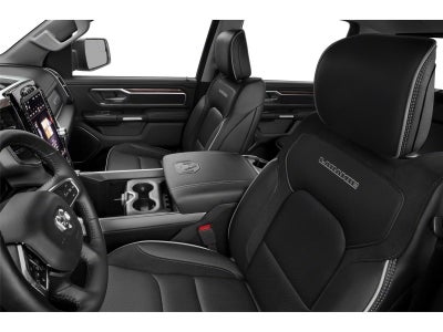 2020 RAM 1500 Laramie Crew Cab 4x4 5'7' Box