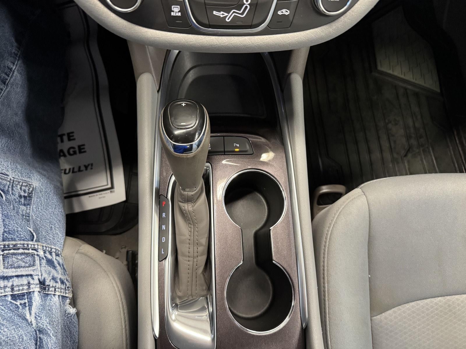 2020 Chevrolet Malibu FWD 1FL