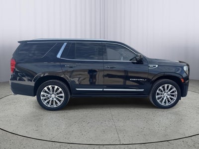 2022 GMC Yukon 4WD Denali