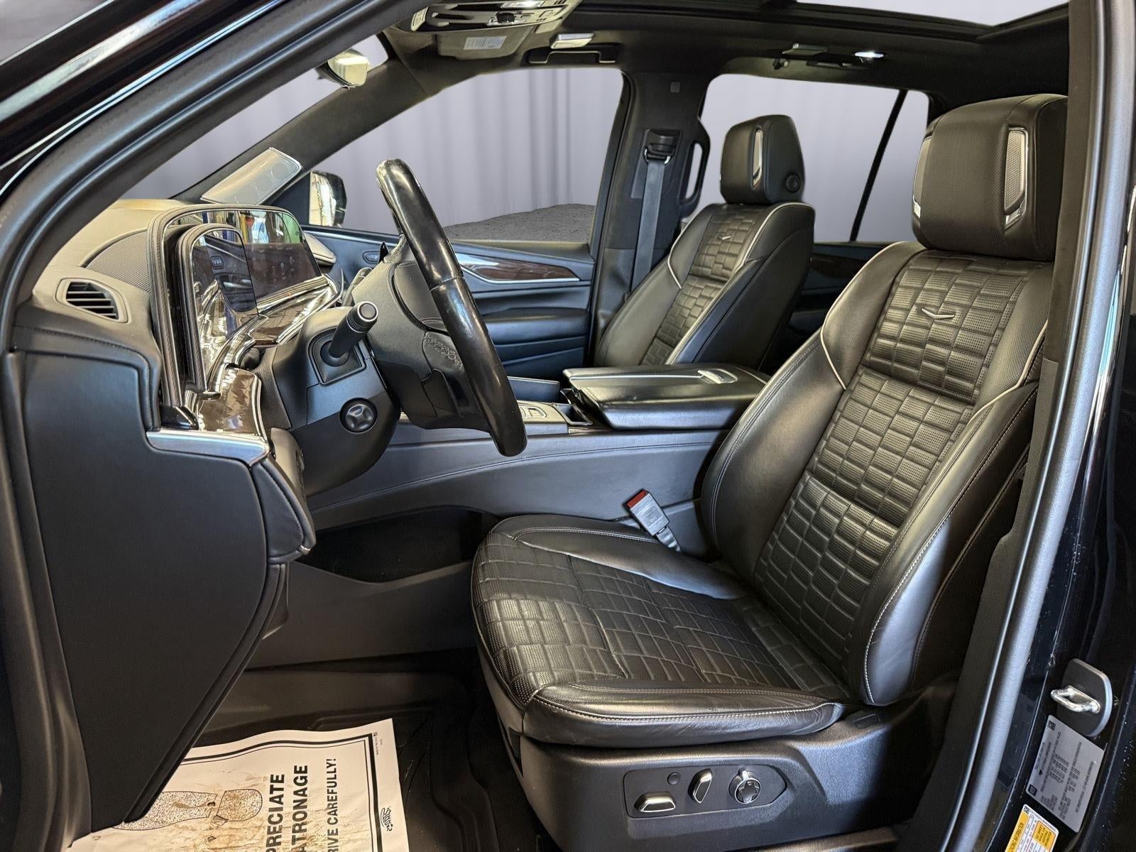 2022 Cadillac Escalade 4WD Sport Platinum