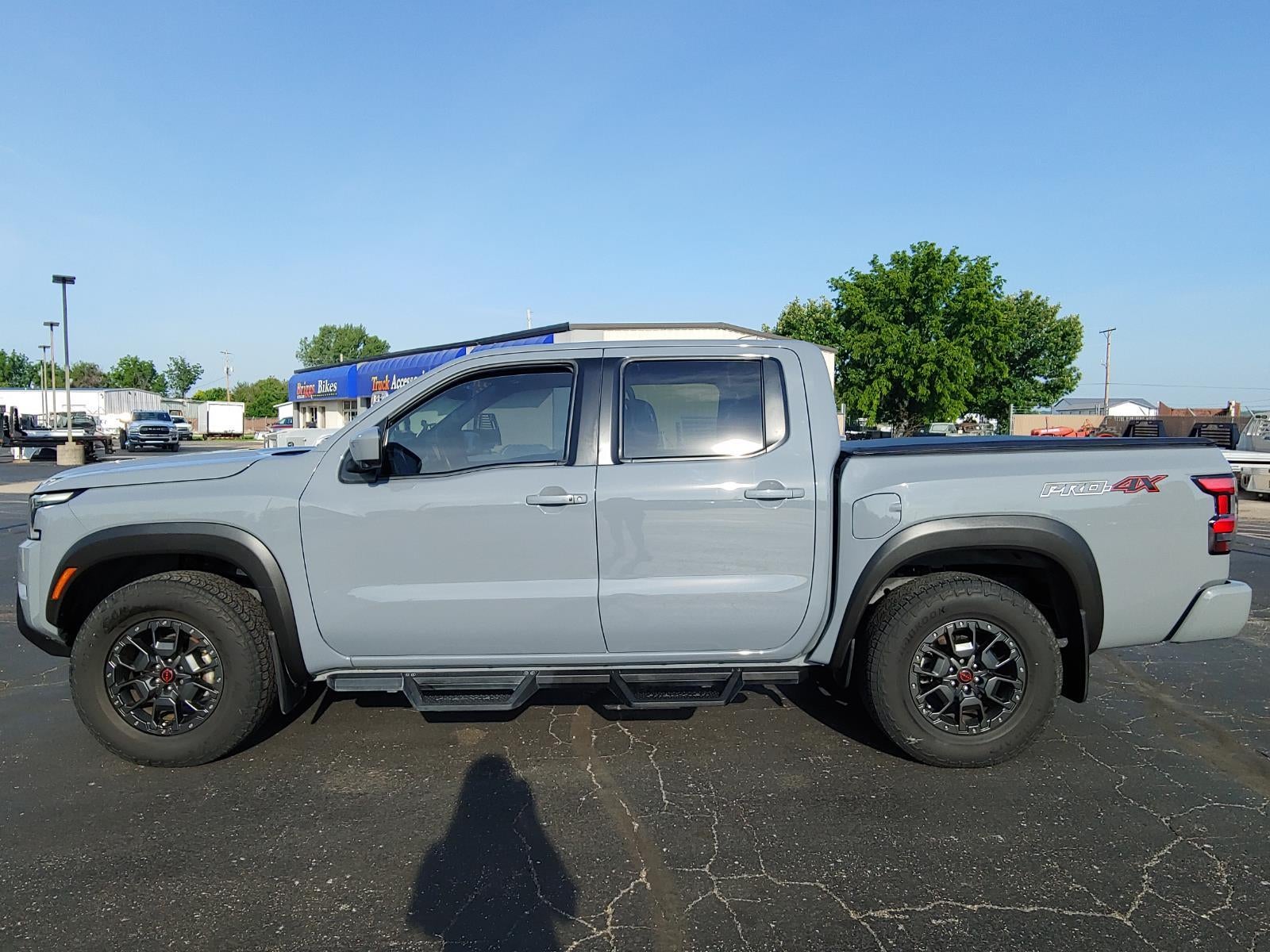 2023 Nissan Frontier Crew Cab PRO-4X 4x4