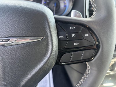2022 Chrysler 300 300S