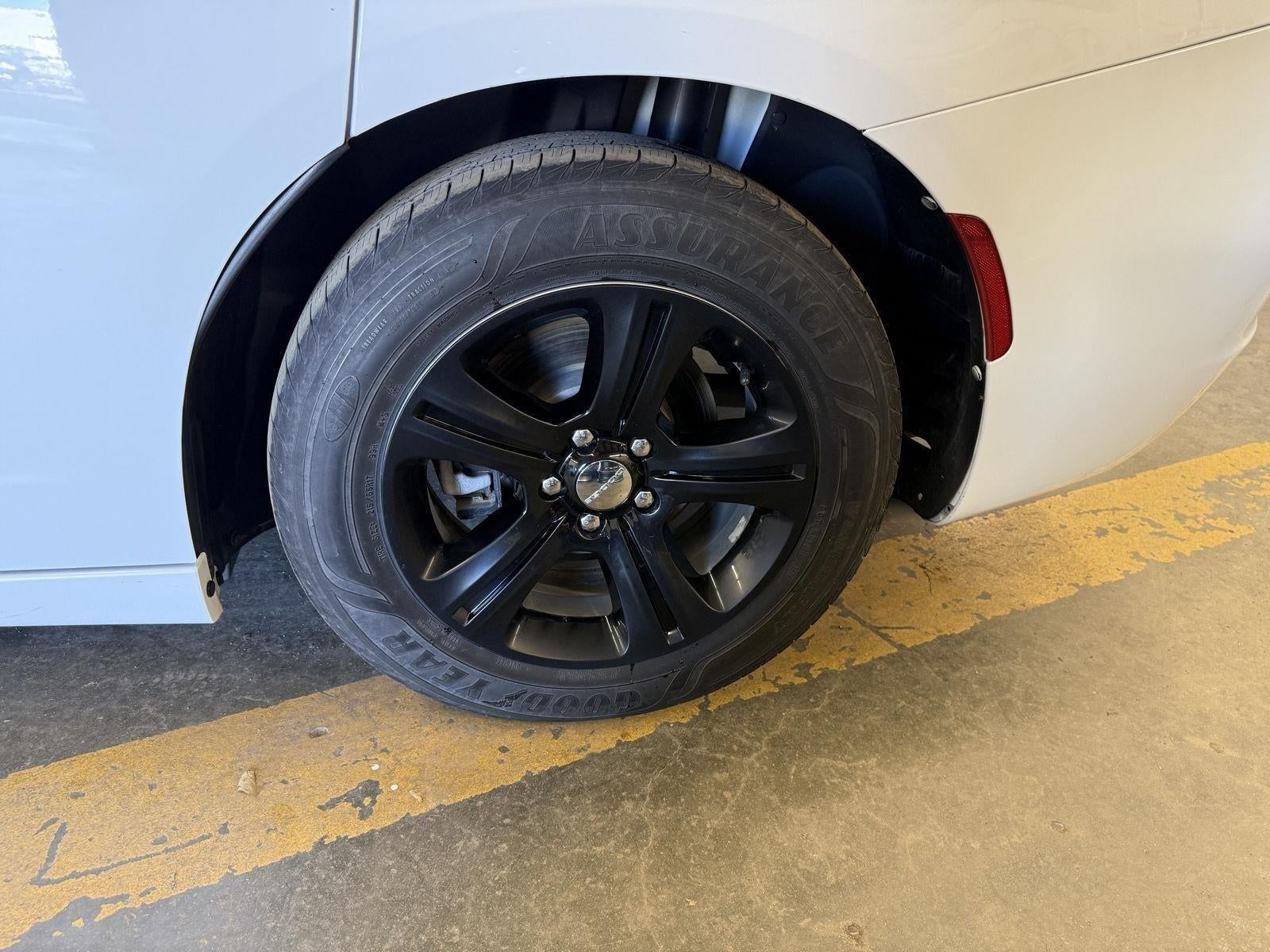 2020 Dodge Charger SXT RWD