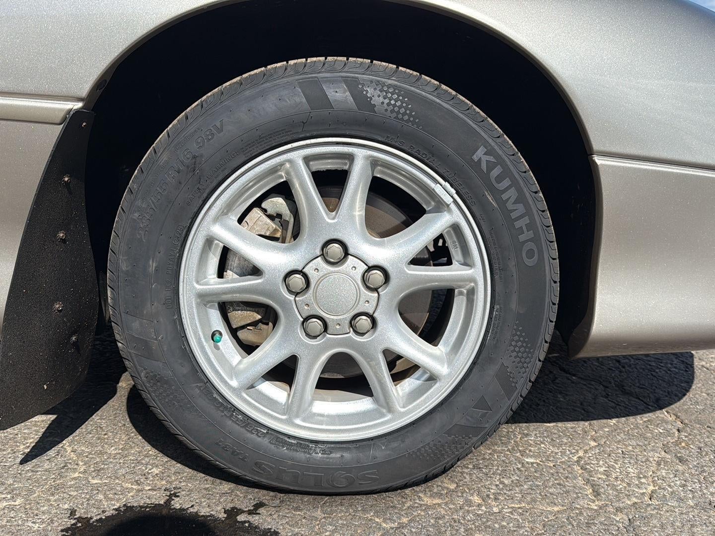 2001 Chevrolet Camaro Base