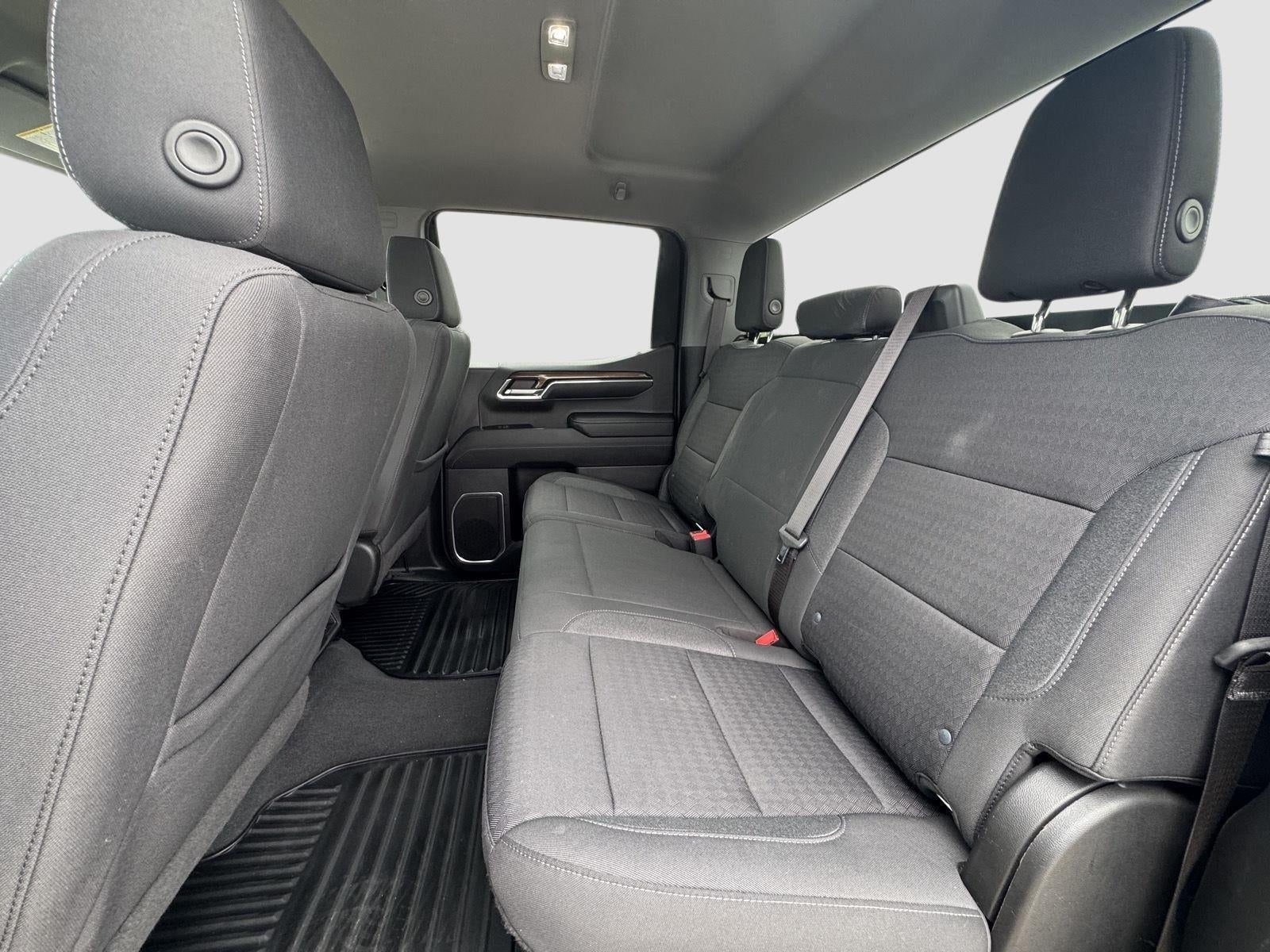 2023 Chevrolet Silverado 1500 4WD Crew Cab Standard Bed LT