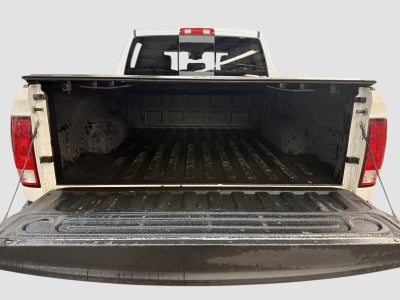 2017 RAM 1500 Big Horn Crew Cab 4x4 5'7' Box