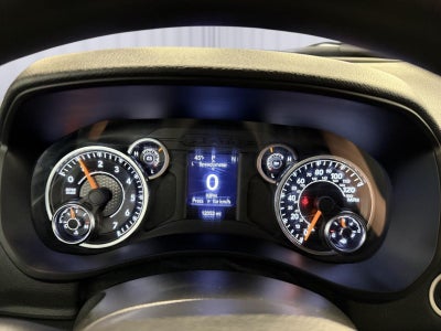 2022 RAM 2500 Tradesman Crew Cab 4x4 8' Box