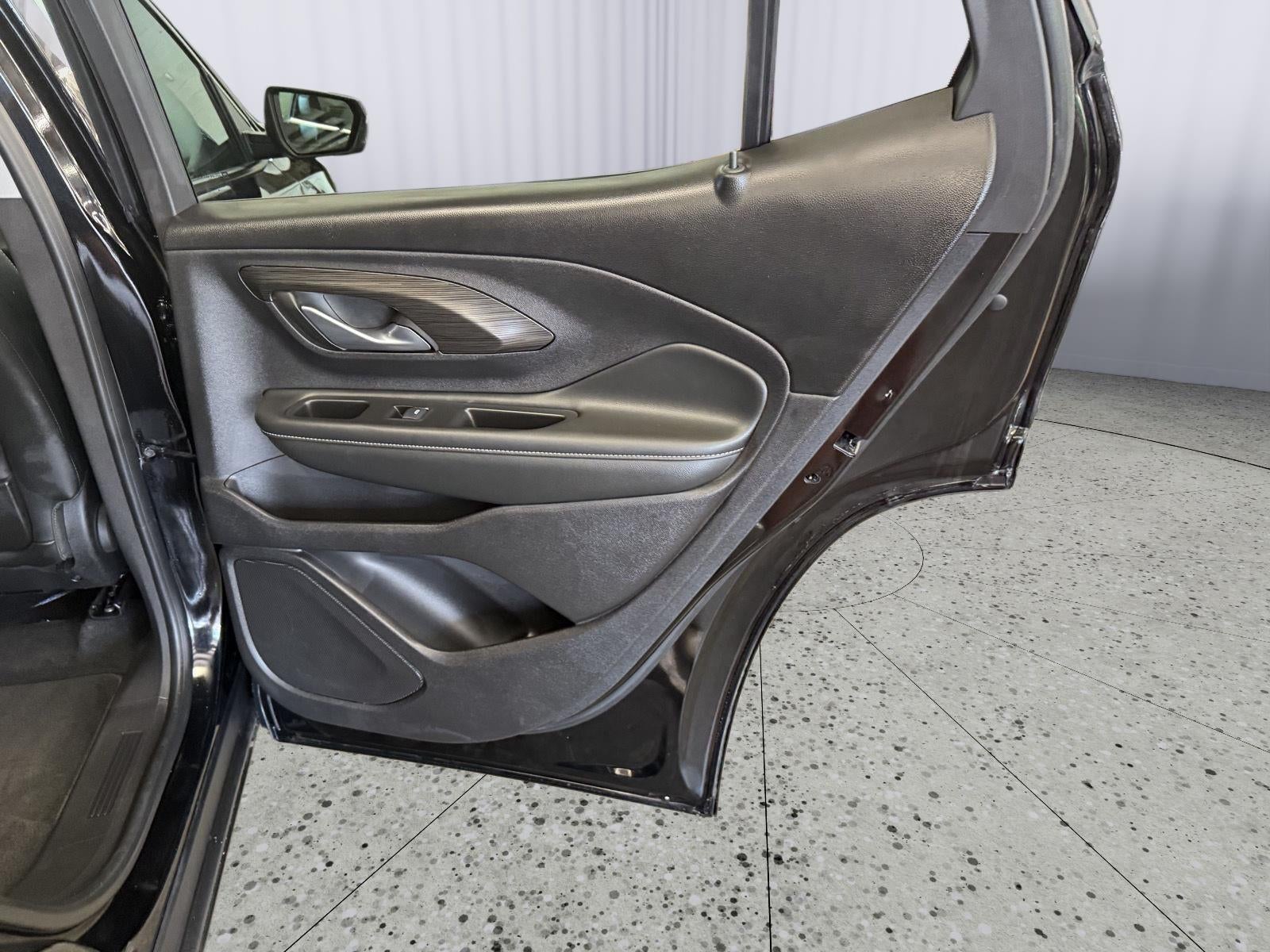 2024 GMC Terrain AWD SLT