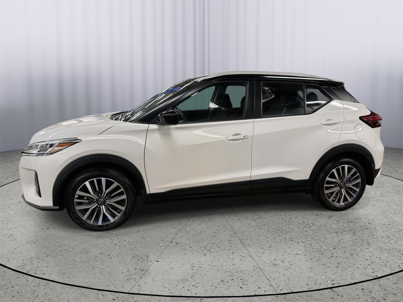 2024 Nissan Kicks SV Xtronic CVT