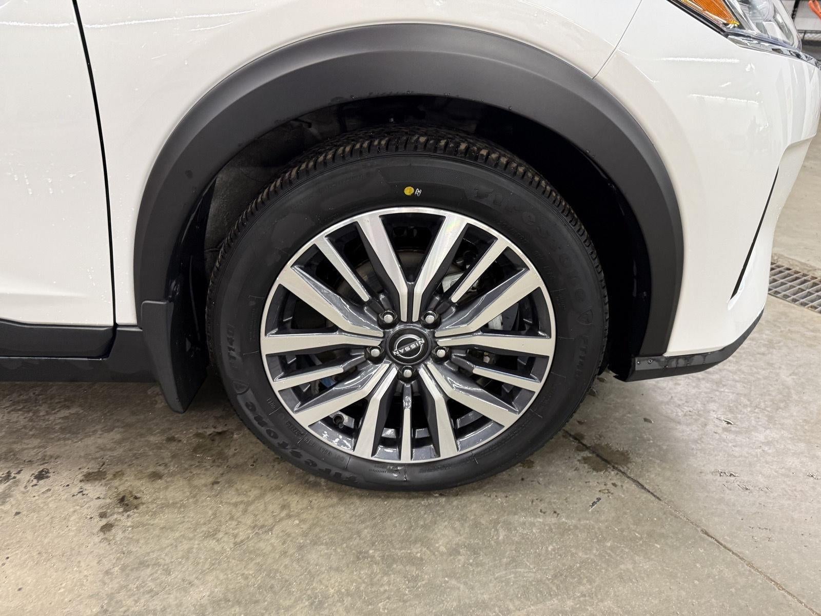 2024 Nissan Kicks SV Xtronic CVT