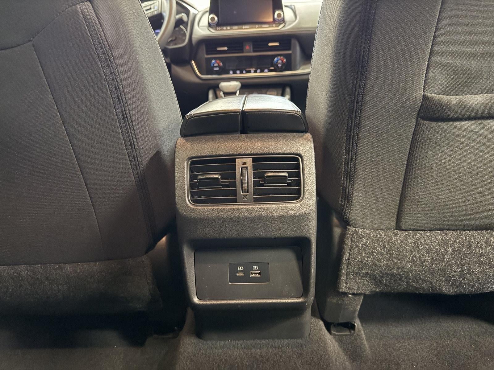 2023 Nissan Rogue SV FWD